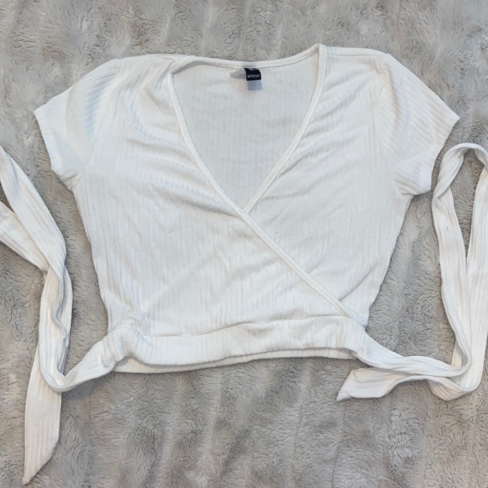 Windsor women’s white crop